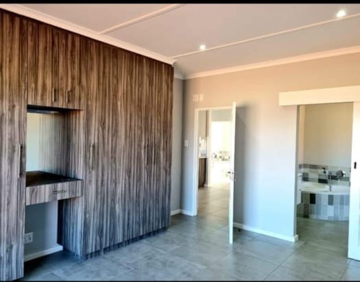 3 Bedroom Property for Sale in Kimdustria Northern Cape